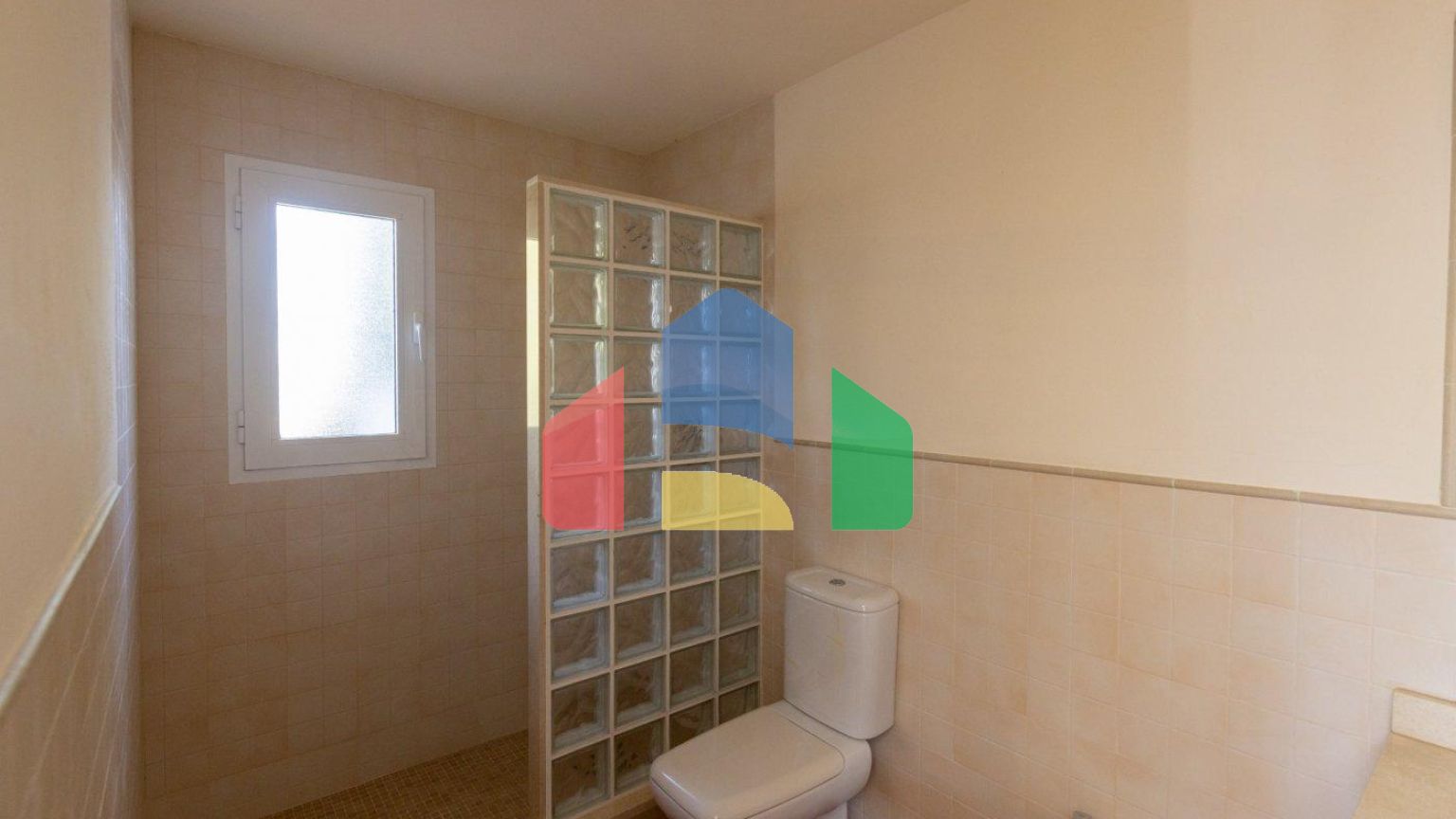 ГОТОВАЯ К ПРОДАЖЕ ДВУХЭТАЖНАЯ ВИЛЛА В ФУЭНТЕ АЛАМО, МУРСИЯ