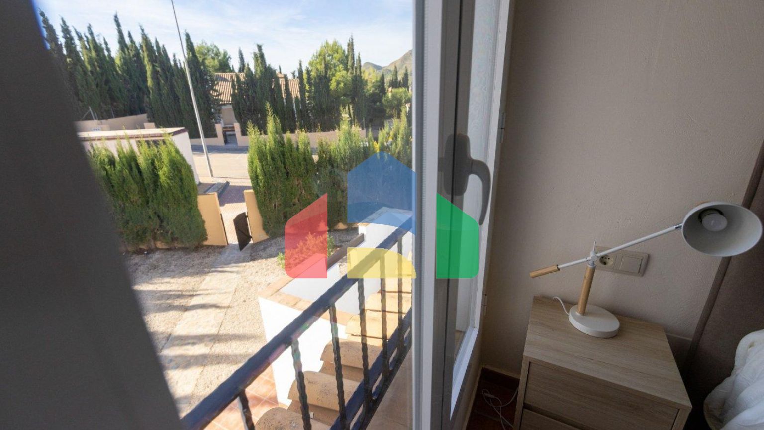 ГОТОВЫЕ ТАУНХАУСЫ В ФУЭНТЕ АЛАМО, МУРСИЯ