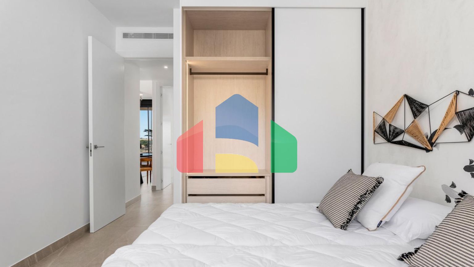 НОВЫЙ ЖИЛОЙ КОМПЛЕКС В БЕНИХОФАРЕ