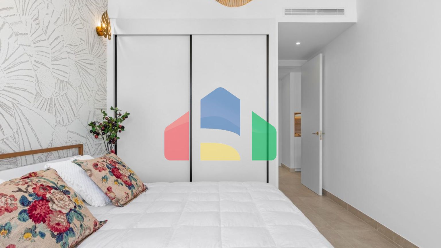 НОВЫЙ ЖИЛОЙ КОМПЛЕКС В БЕНИХОФАРЕ