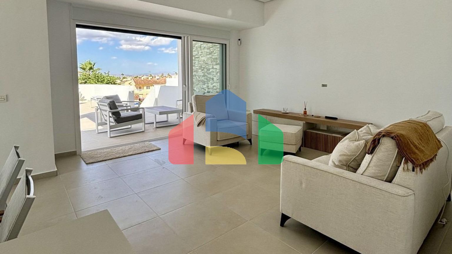 Новые средиземноморские виллы в Бенихофаре