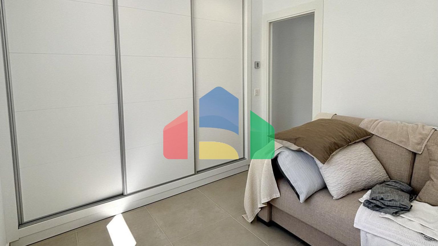 Новые средиземноморские виллы в Бенихофаре