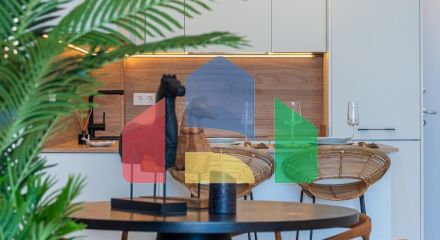 НОВОСТРОЙ. ЗАКРЫТЫЙ КОМПЛЕКС В БЕНИХОФАР. 2 СПАЛЬНИ. 2 ВАННЫЕ КОМ. ТЕРРАСА 16 М2. БАССЕЙН.