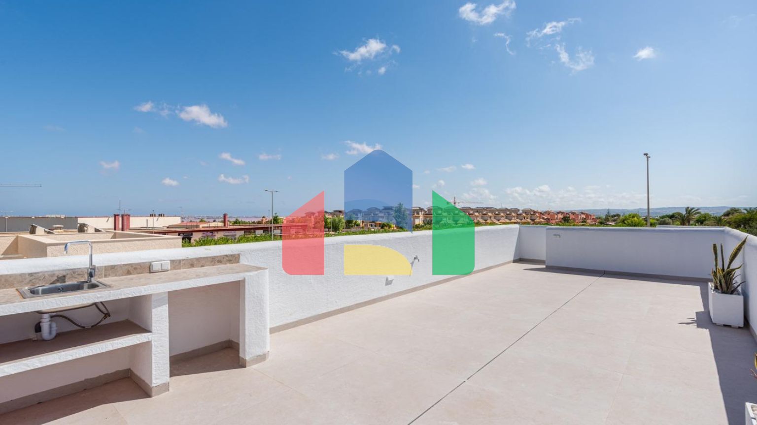 НОВЫЕ ВИЛЛЫ В БЕНИХОФАРЕ