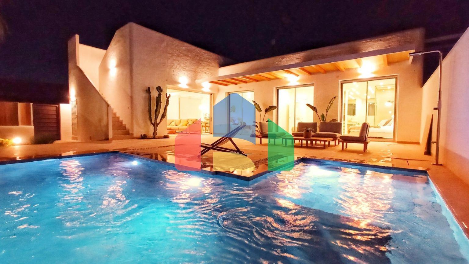 НОВЫЕ ВИЛЛЫ В БЕНИХОФАРЕ