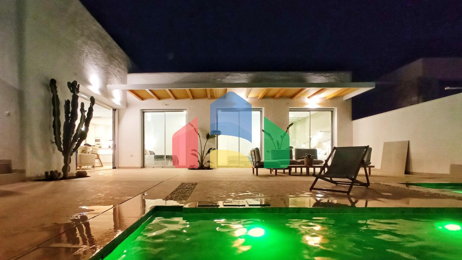 НОВЫЕ ВИЛЛЫ В БЕНИХОФАРЕ