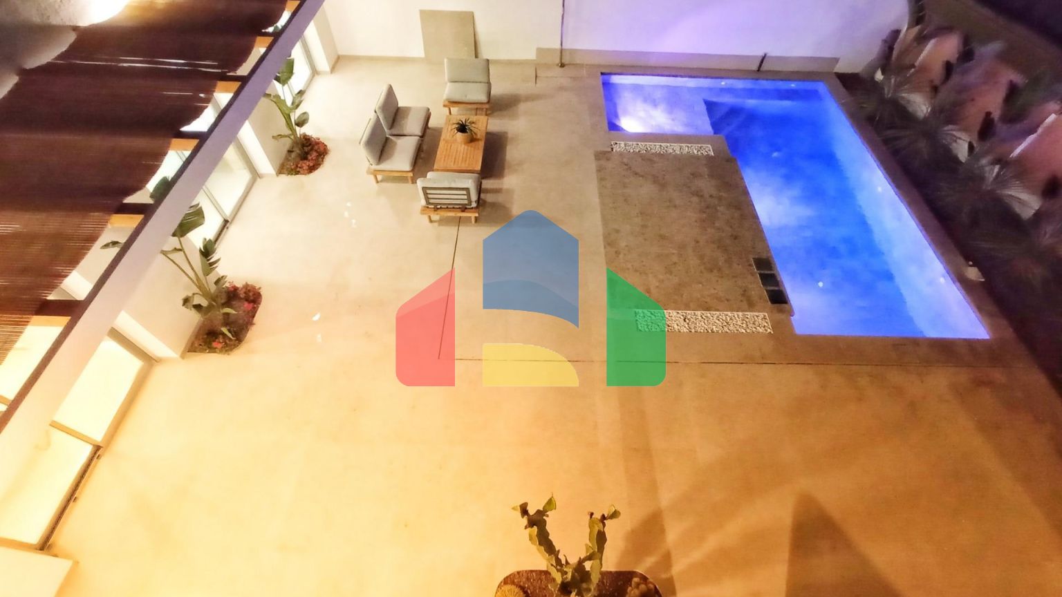 НОВЫЕ ВИЛЛЫ В БЕНИХОФАРЕ