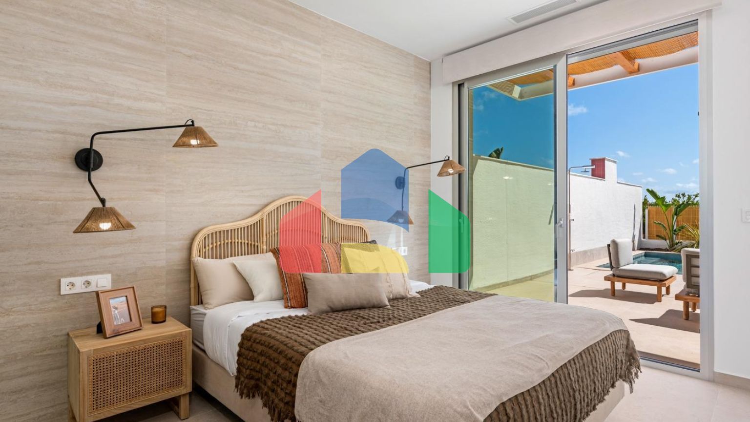 НОВЫЕ ВИЛЛЫ В БЕНИХОФАРЕ