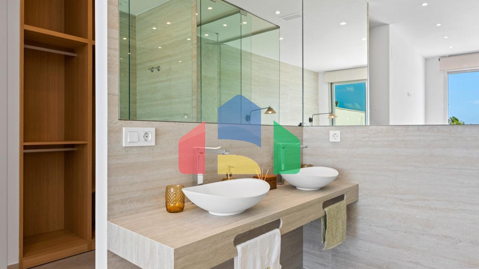 НОВЫЕ ВИЛЛЫ В БЕНИХОФАРЕ