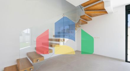 НОВАЯ ВИЛЛА В БЕНИХОФАРЕ