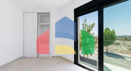 НОВАЯ ВИЛЛА В БЕНИХОФАРЕ