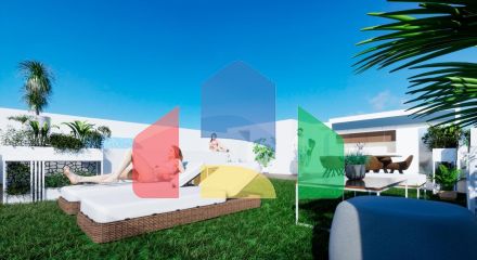 НОВОСТРОЙ. ЗАКРЫТЫЙ КОМПЛЕКС В БЕНИХОФАР. 2 СПАЛЬНИ. 2 ВАННЫЕ КОМ. ТЕРРАСА 16 М2. БАССЕЙН.