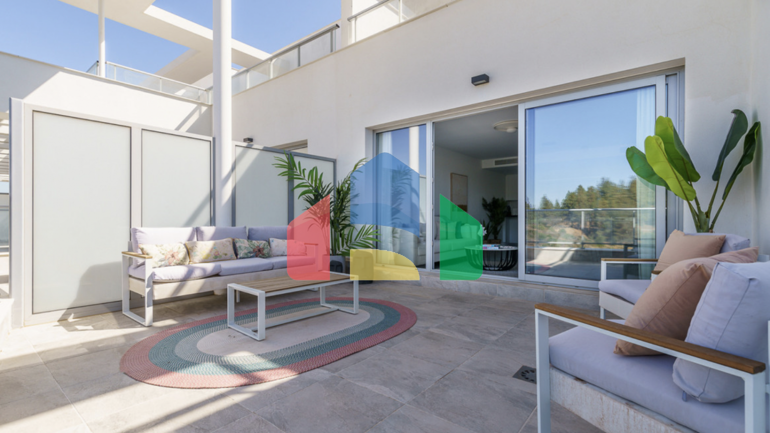 Новые эксклюзивные апартаменты с 2мя спальнями в Михас Коста