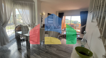 Пентхаус-дуплекс с 3 спальнями и видом на море в Михас Коста