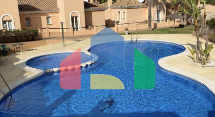 Великолепная отдельно стоящая вилла с 5 спальнями, расположенная в престижном районе Михас.