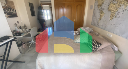 Великолепная отдельно стоящая вилла с 5 спальнями, расположенная в престижном районе Михас.