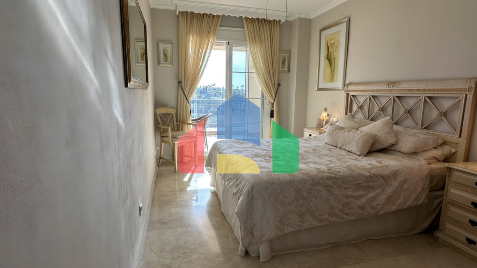 Прекрасная 2-комнатная квартира в Михас Гольф