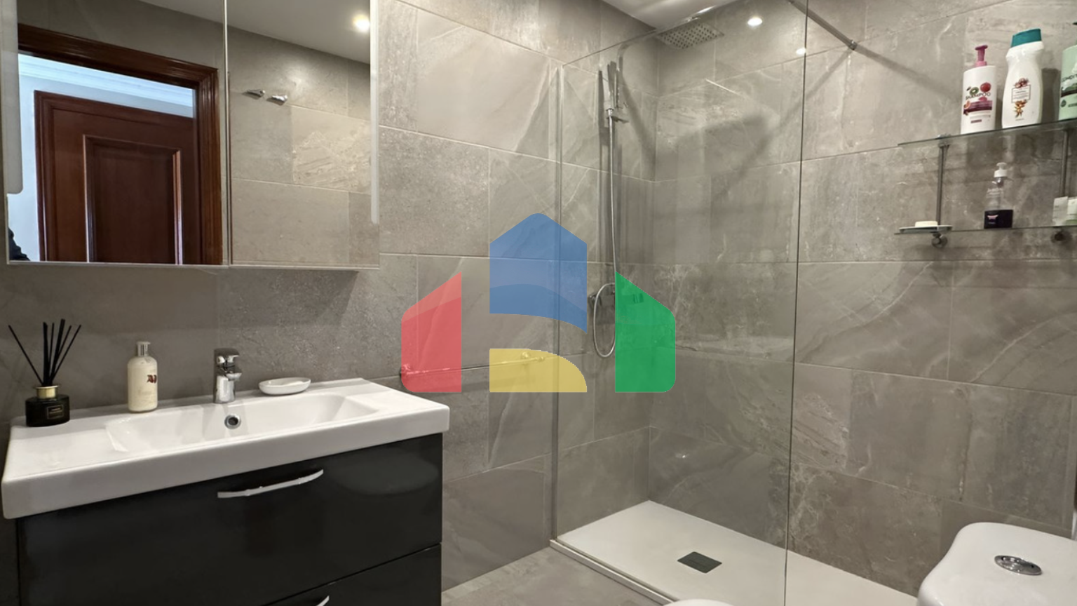 Прекрасная 2-комнатная квартира в Михас Гольф