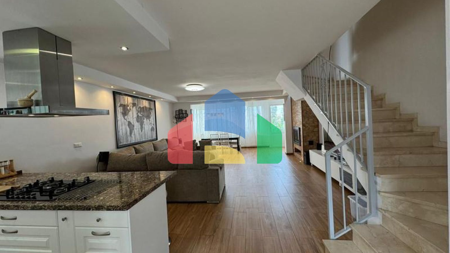 Прекрасный Двухквартирный Дом в Сьерресуэле, Михас – Полностью Реновирован