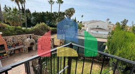 Прекрасный Двухквартирный Дом в Сьерресуэле, Михас – Полностью Реновирован