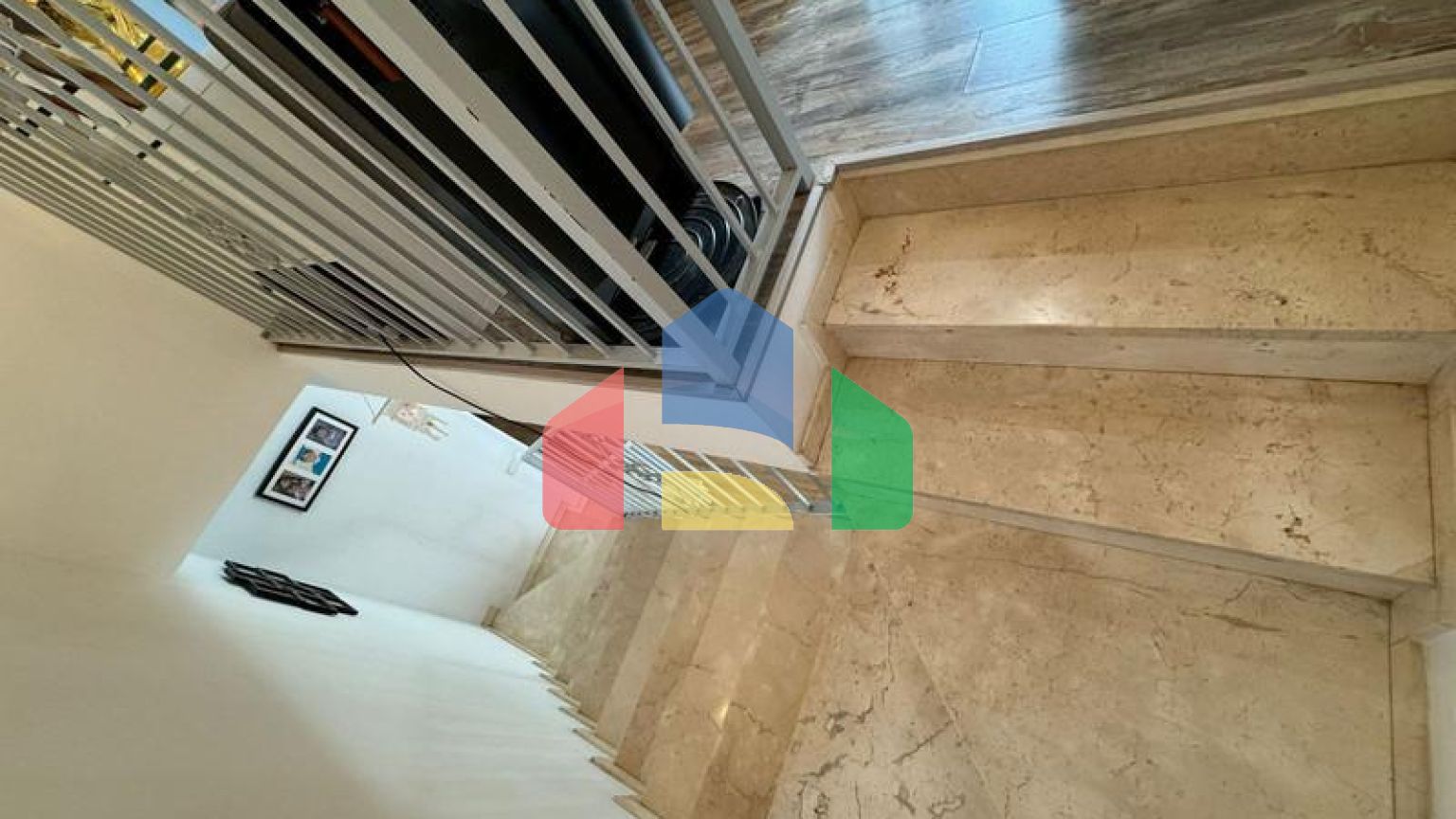 Прекрасный Двухквартирный Дом в Сьерресуэле, Михас – Полностью Реновирован