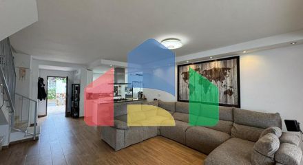 Прекрасный Двухквартирный Дом в Сьерресуэле, Михас – Полностью Реновирован