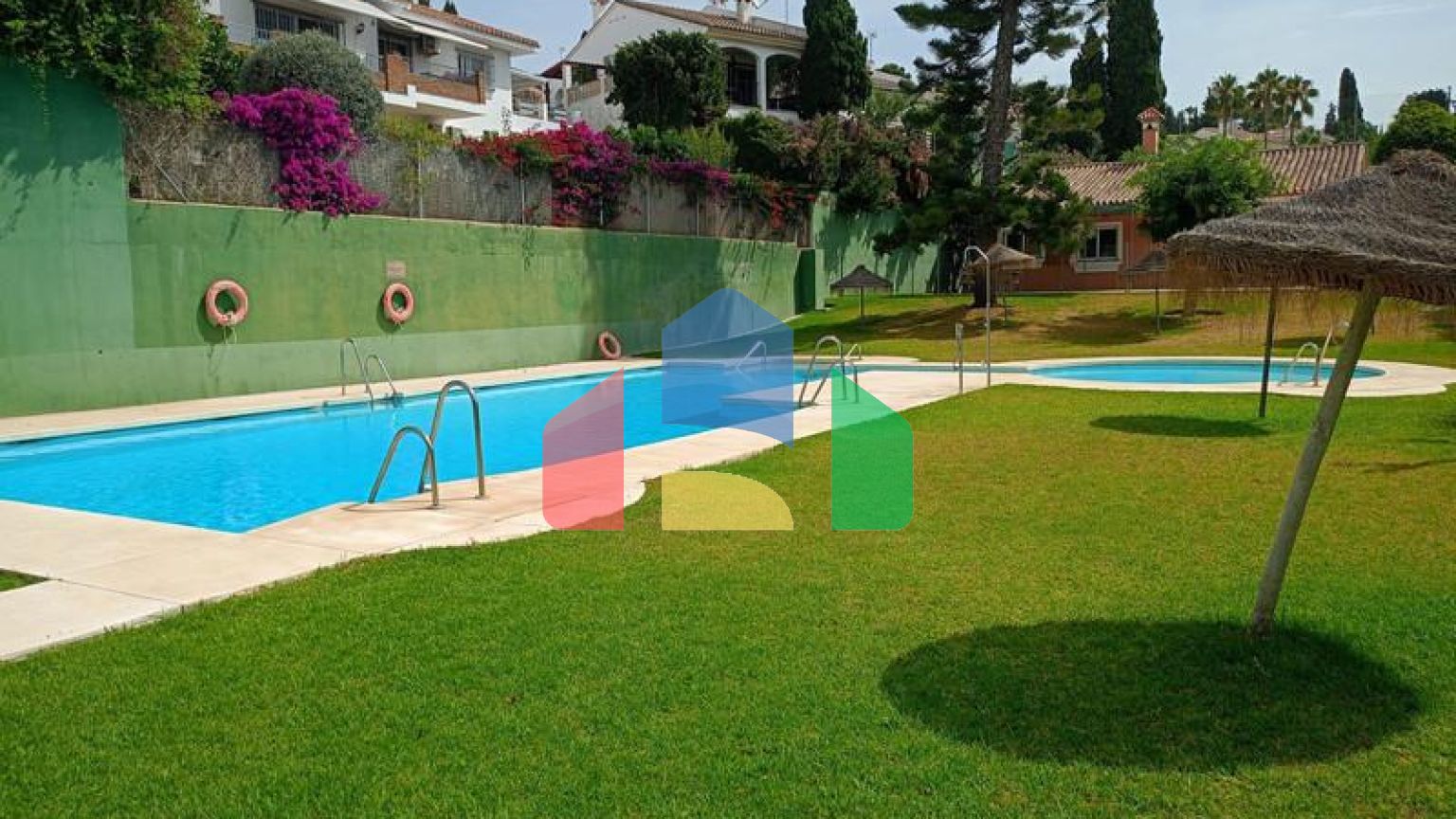 Прекрасный Двухквартирный Дом в Сьерресуэле, Михас – Полностью Реновирован