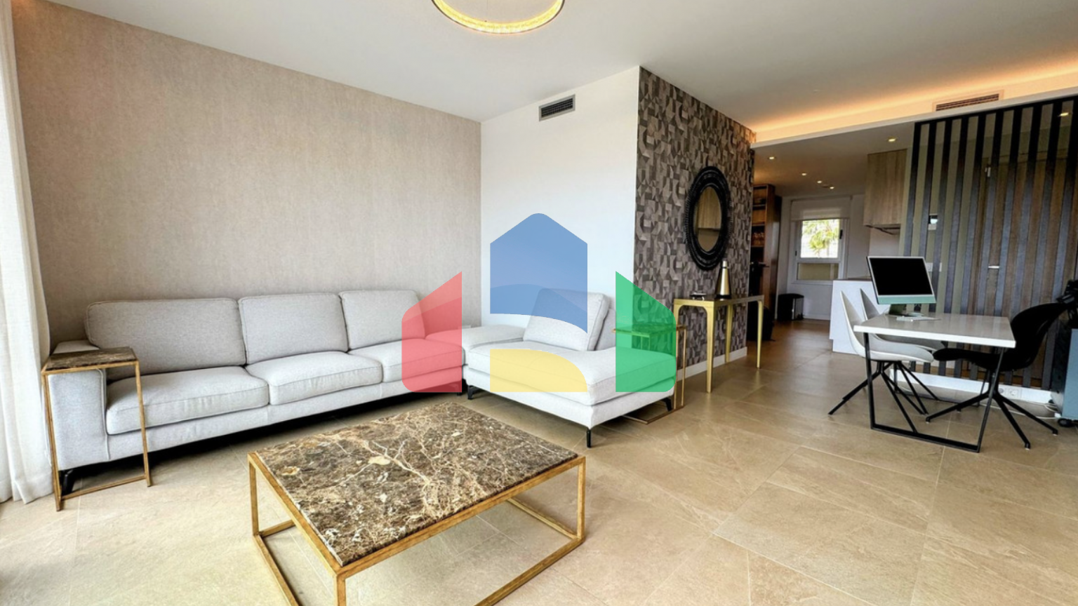 Исключительная 2-комнатная квартира в Михас Гольф