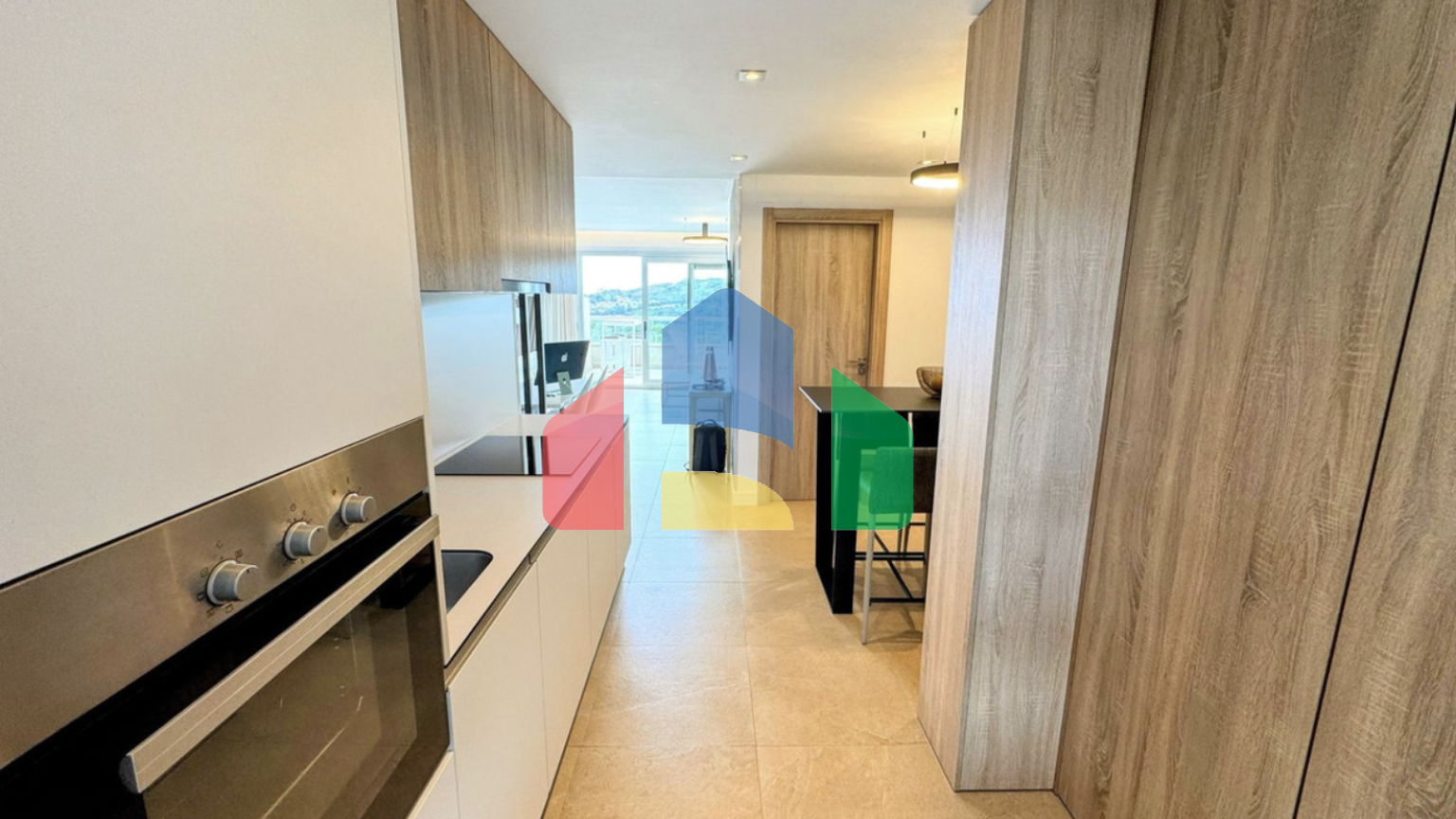 Исключительная 2-комнатная квартира в Михас Гольф