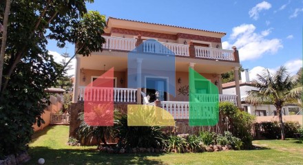 Immediate Sale Opportunity: Serene Villa in Prime La Sierrezuela Location
