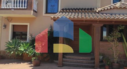 Срочная Продажа: Вилла в Лучшей Части La Sierrezuela