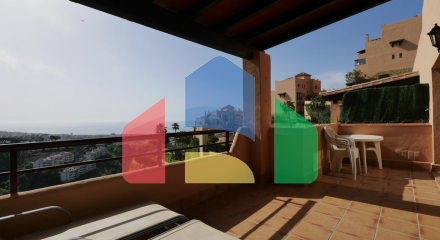 Двухкомнатная квартира в районе Малаги с потрясающим видом на море Двухкомнатная квартира в районе Малаги с потрясающим видом на море