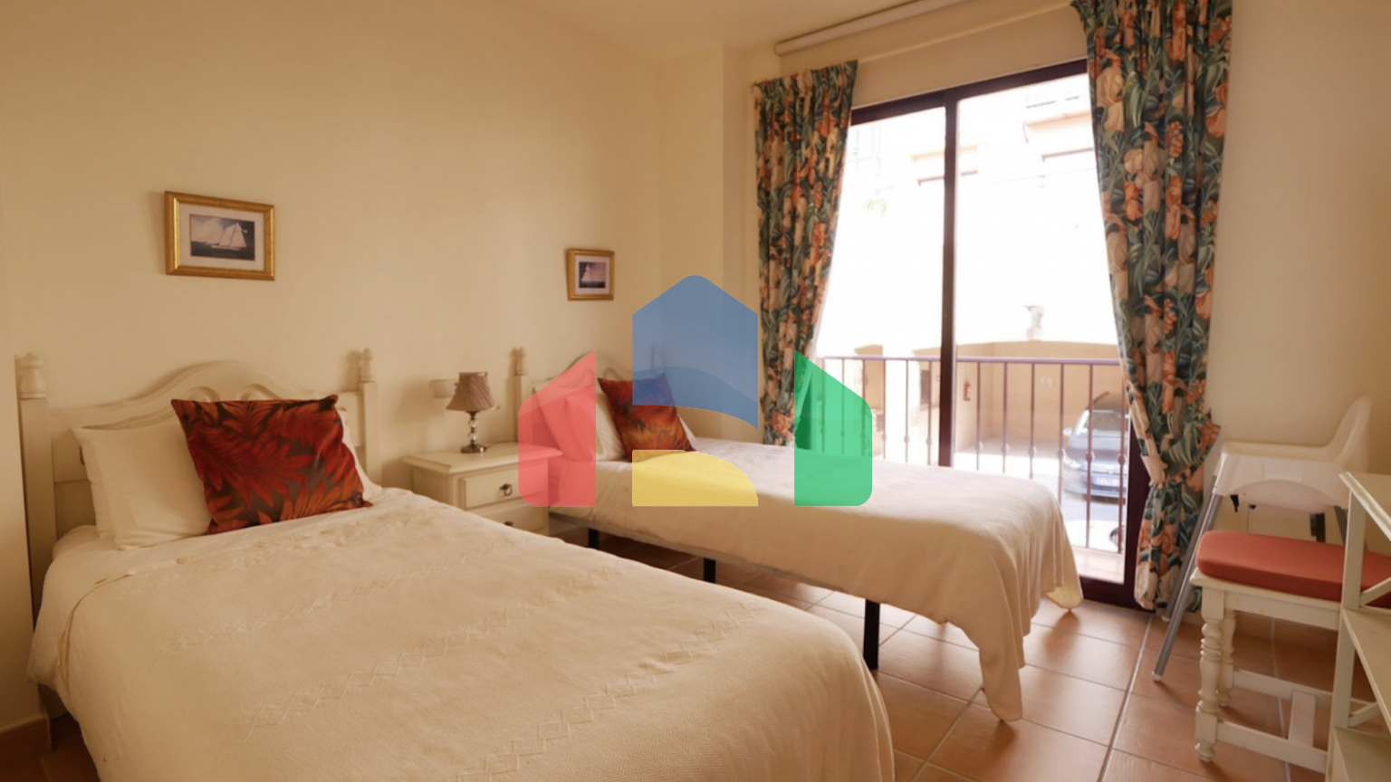 Двухкомнатная квартира в районе Малаги с потрясающим видом на море