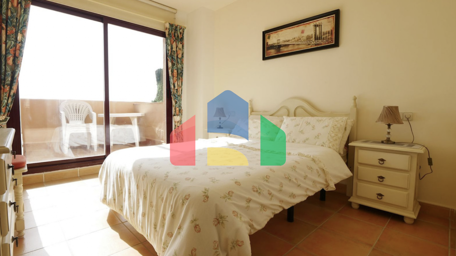 Двухкомнатная квартира в районе Малаги с потрясающим видом на море