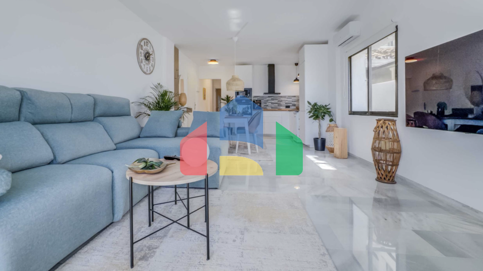 Прекрасная 2-комнатная квартира с видом на море в Михасе