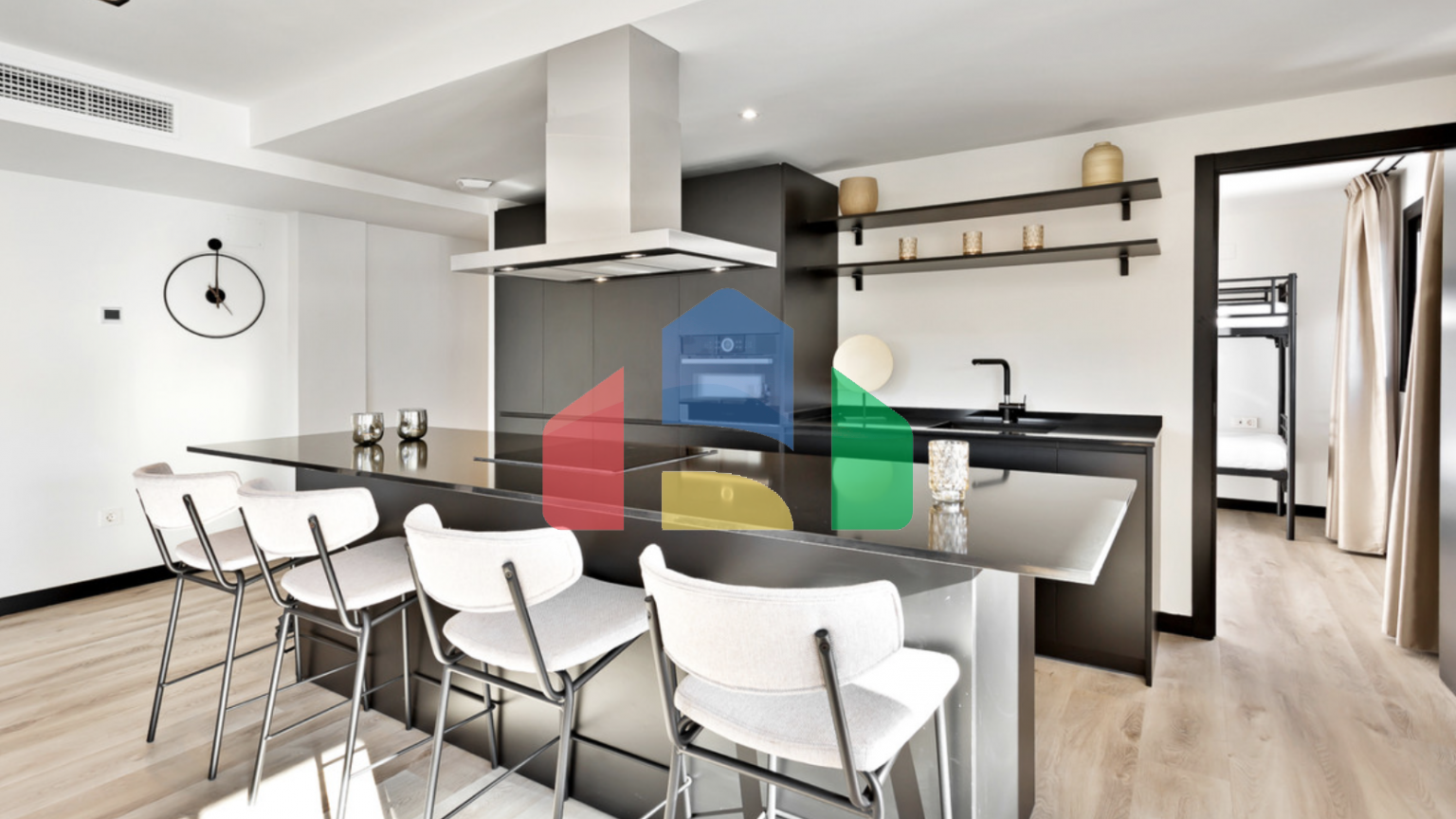 Совершенно новая квартира от застройщика с 3мя спальнями и потрясающим видом в Михасе.