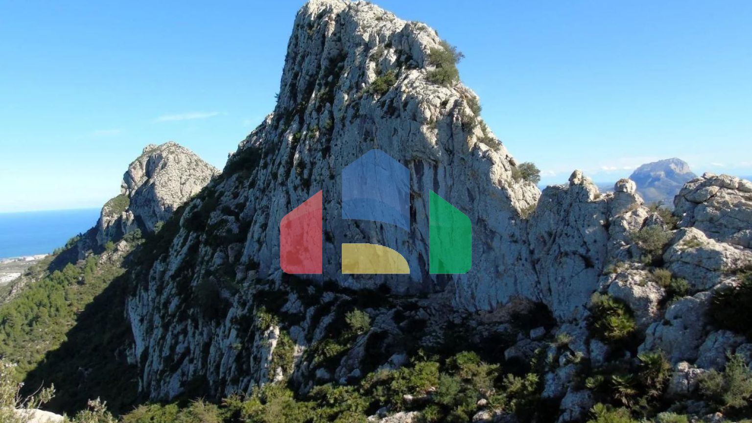 Новые экологически чистые дома рядом с морем