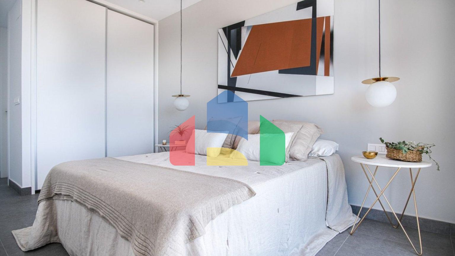 Совершенно новые независимые виллы с видом на море в Полопе (провинция Аликанте)