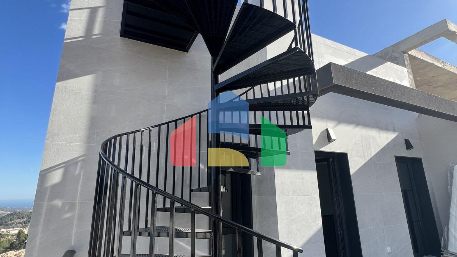 НОВЫЕ ВИЛЛЫ В ПОЛОПЕ