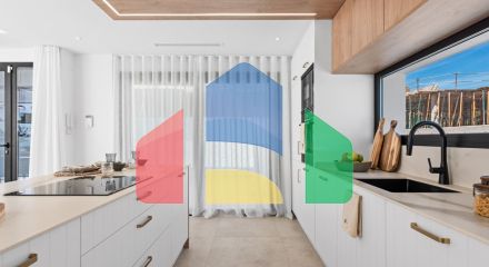 НОВЫЕ ВИЛЛЫ В ПОЛОПЕ