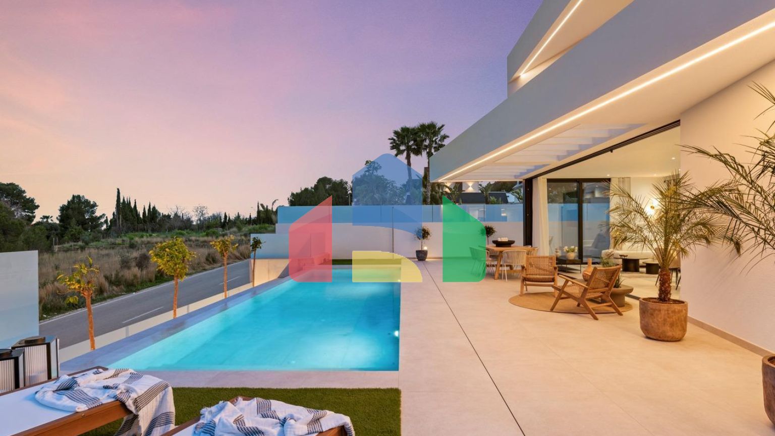 НОВЫЕ ВИЛЛЫ В ПОЛОПЕ