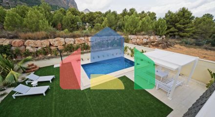 Красивая двухэтажная вилла с изысканным дизайном