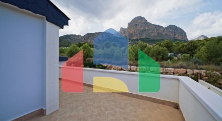 Красивая двухэтажная вилла с изысканным дизайном