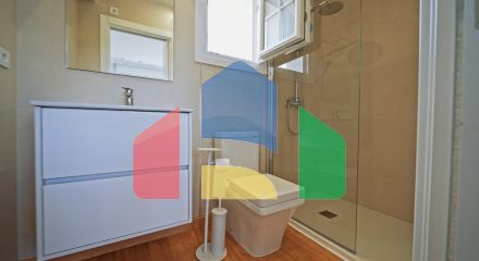 Красивая двухэтажная вилла с изысканным дизайном