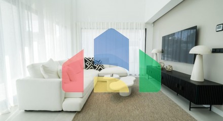 Independent villas with views of the sea and the mountains