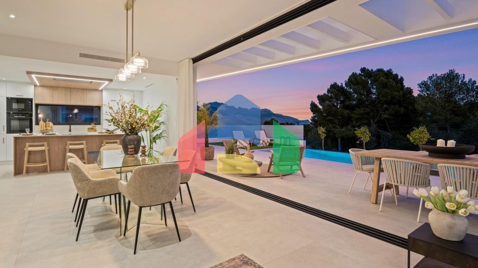 НОВЫЕ ВИЛЛЫ В ПОЛОПЕ