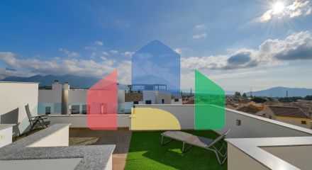 СОВРЕМЕННОЕ ШАЛЕ В ПОЛОПЕ: СОЛНЦЕ, КОМФОРТ И ПРИРОДА