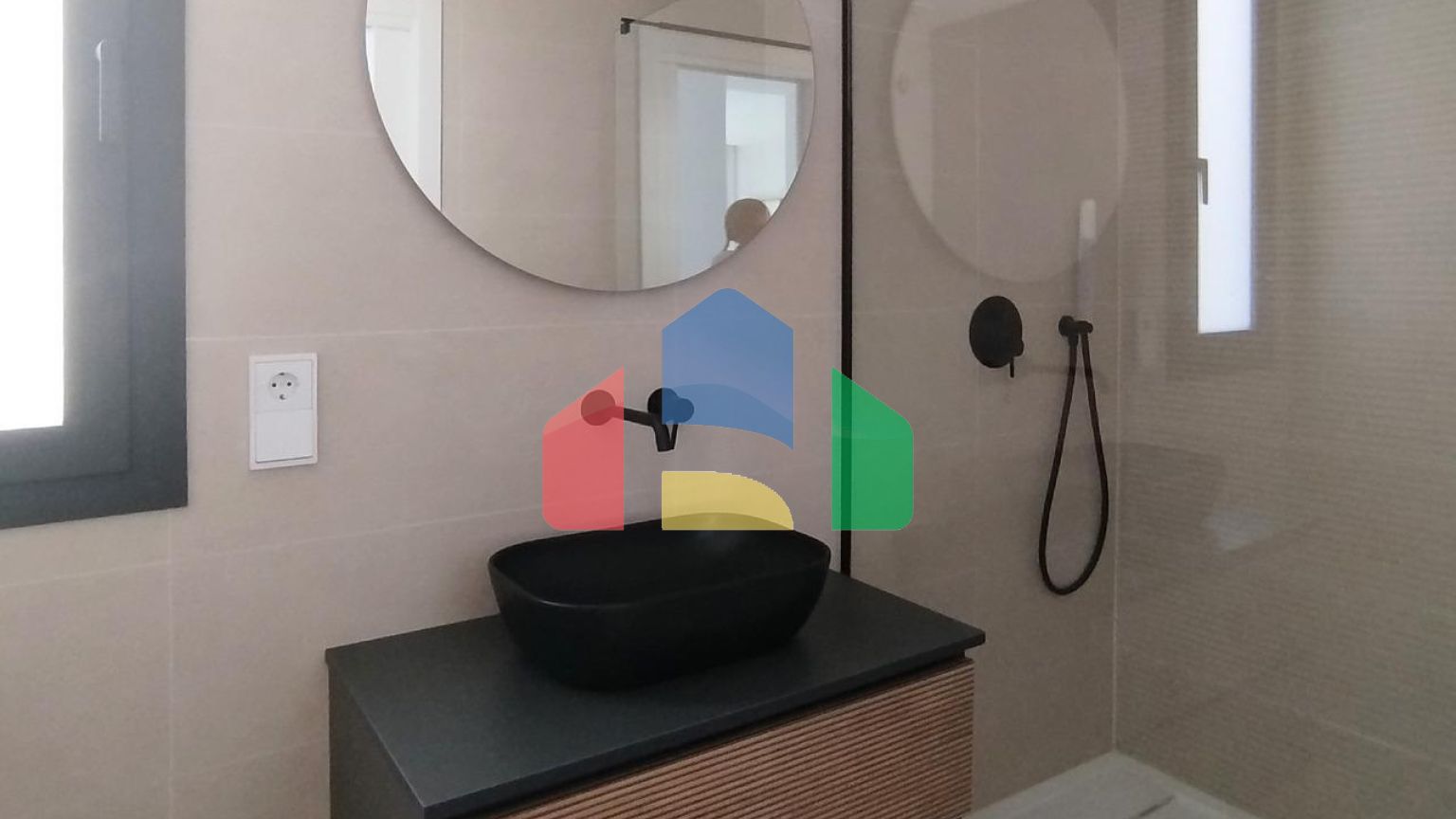 НОВЫЕ ВИЛЛЫ В ПОЛОПЕ