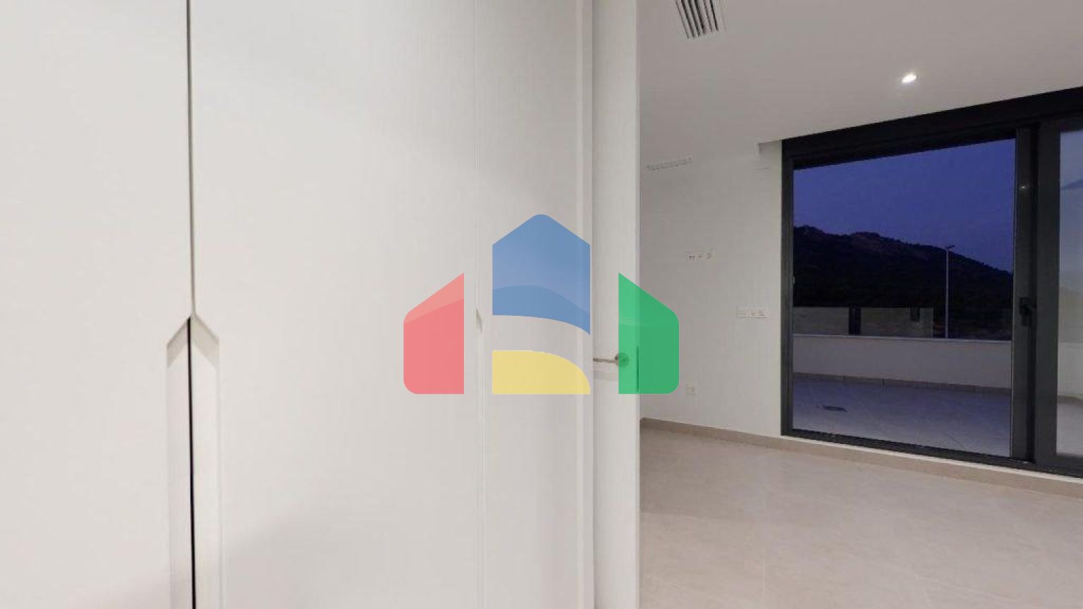 Дом в Полоп ID F0067