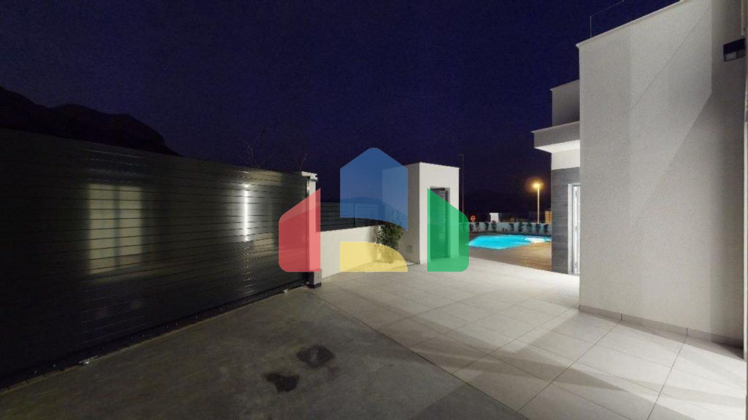 Дом в Полоп ID F0067